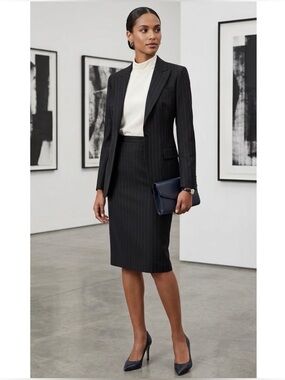VTG GIORGIO ARMANI LE COLLEZIONI Lana Wool Blend Pinstripe Pencil Skirt- Size 14